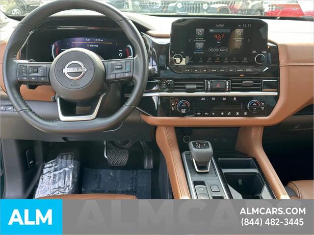 2025 Nissan Pathfinder Platinum FWD
