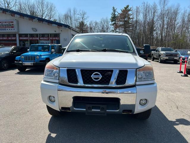 2012 Nissan Titan SV