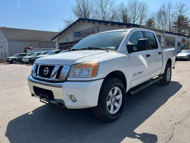 2012 Nissan Titan SV