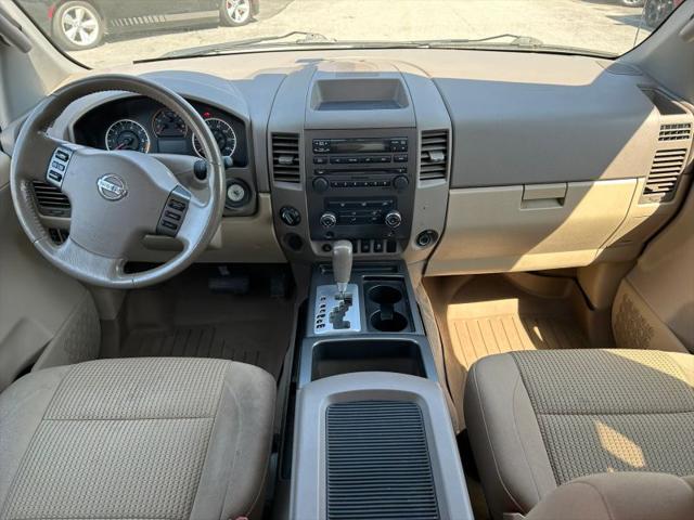 2012 Nissan Titan SV