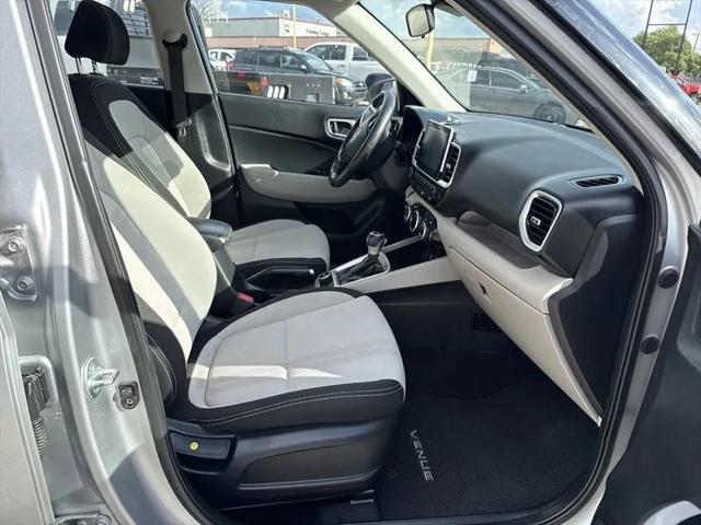 2025 Hyundai Venue SEL