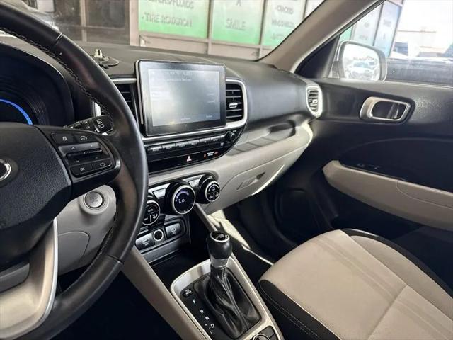 2025 Hyundai Venue SEL
