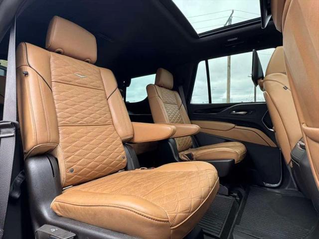 2022 Cadillac Escalade 4WD Sport