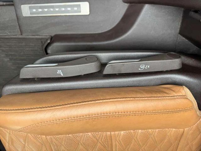 2022 Cadillac Escalade 4WD Sport