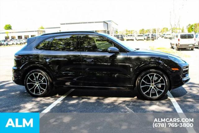 2023 Porsche Cayenne Turbo