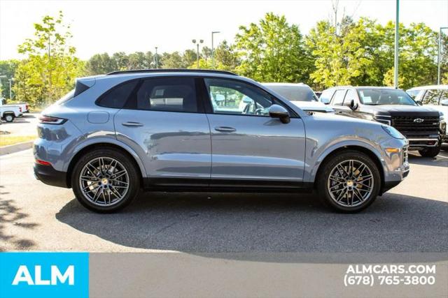 2024 Porsche Cayenne Base