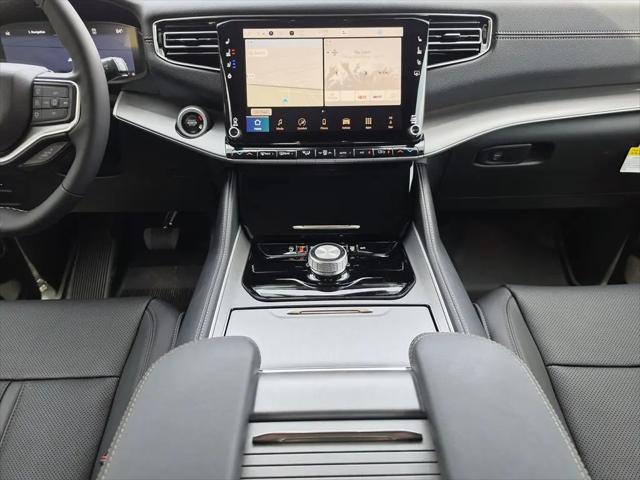 2026 Jeep Grand Wagoneer 4x2