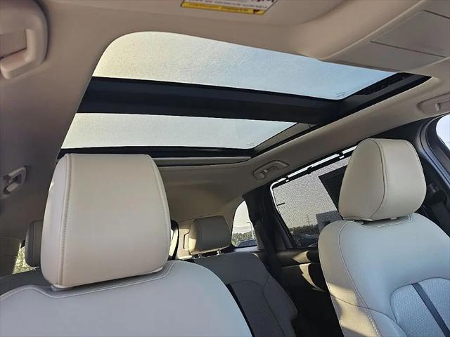 2025 Mazda CX-70 Premium Package