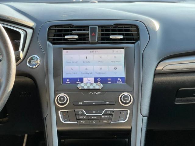 2020 Ford Fusion SE