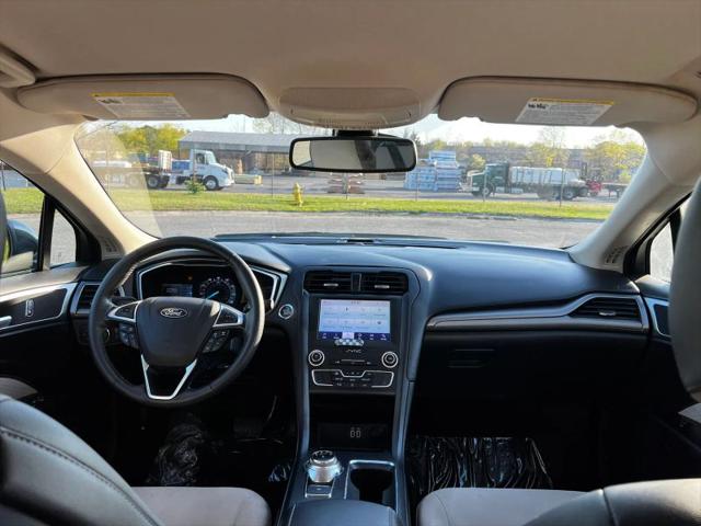 2020 Ford Fusion SE