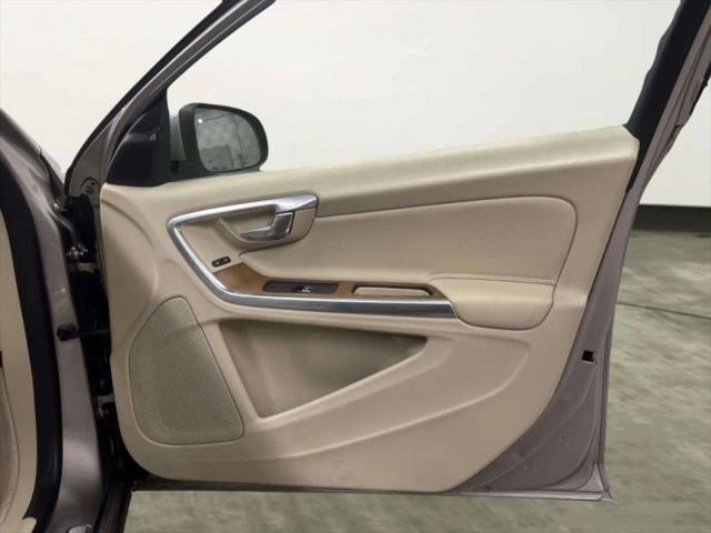 2016 Volvo S60 Inscription T5 Premier