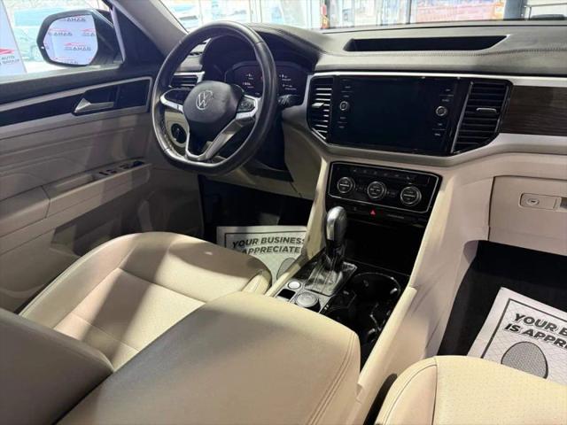 2022 Volkswagen Atlas 3.6L V6 SE w/Technology