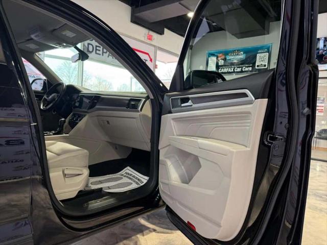 2022 Volkswagen Atlas 3.6L V6 SE w/Technology