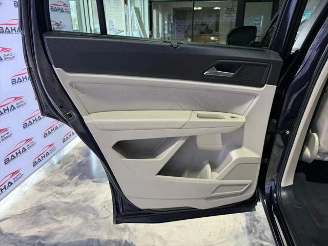 2022 Volkswagen Atlas 3.6L V6 SE w/Technology
