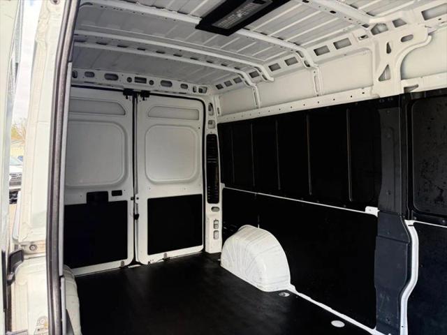 2025 Ram ProMaster 2500 Cargo Van Tradesman High Roof 159" WB w/Pass Seat