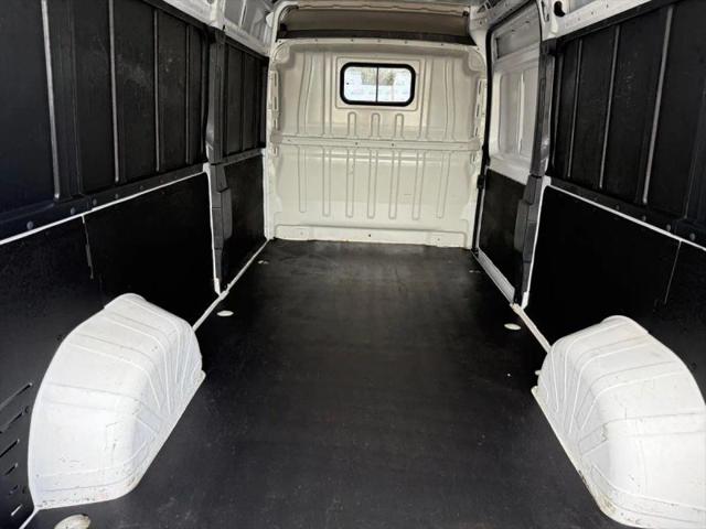 2025 Ram ProMaster 2500 Cargo Van Tradesman High Roof 159" WB w/Pass Seat