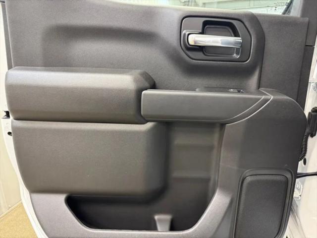 2026 GMC Sierra 1500 Crew Cab, Standard Bed, Pro, 4WD