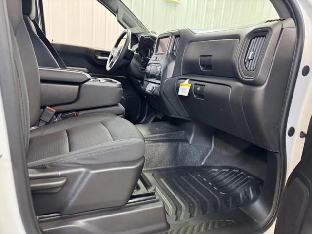 2026 GMC Sierra 1500 Crew Cab, Standard Bed, Pro, 4WD