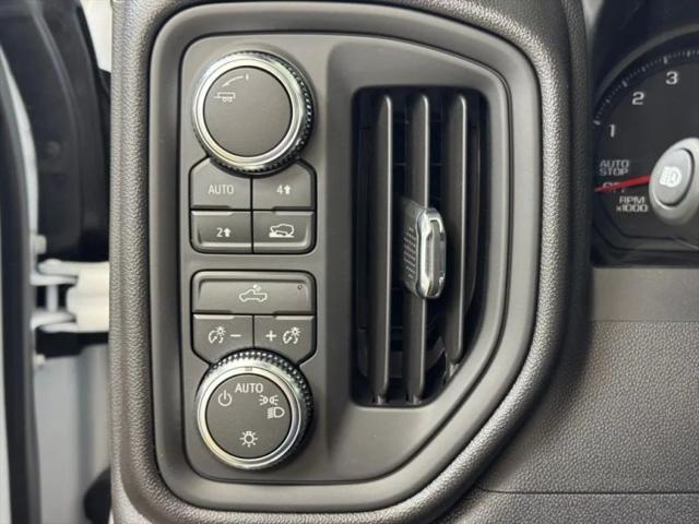 2026 GMC Sierra 1500 Crew Cab, Standard Bed, Pro, 4WD