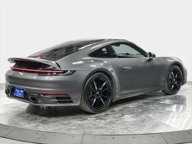 2020 Porsche 911 Carrera