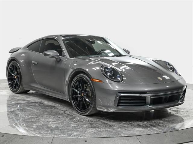 2020 Porsche 911 Carrera
