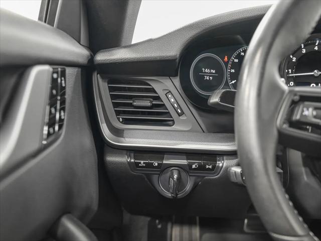 2020 Porsche 911 Carrera