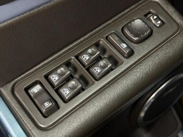 2005 HUMMER H2 Base
