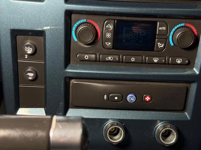 2005 HUMMER H2 Base