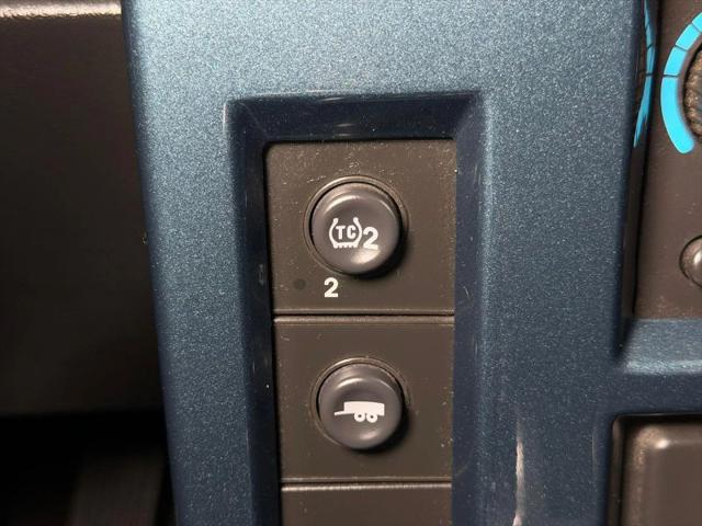 2005 HUMMER H2 Base