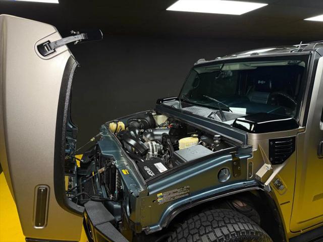 2005 HUMMER H2 Base