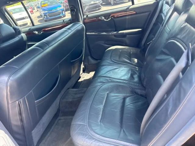 2000 Cadillac DeVille Standard