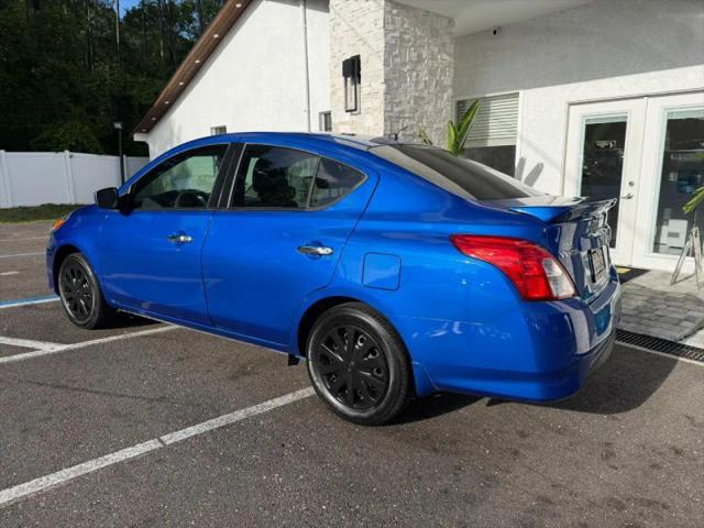 2015 Nissan Versa 1.6 SV