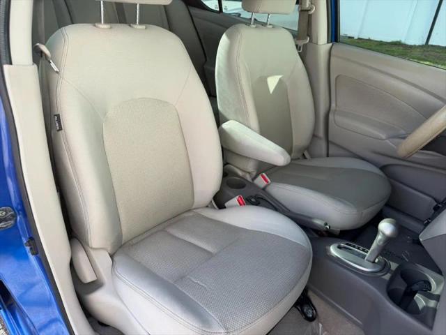 2015 Nissan Versa 1.6 SV