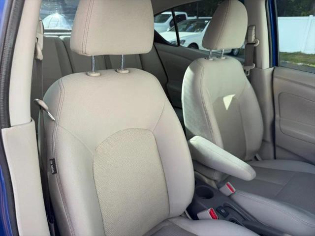 2015 Nissan Versa 1.6 SV