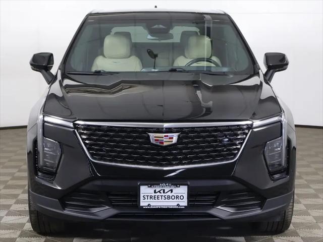 2024 Cadillac XT4 Luxury