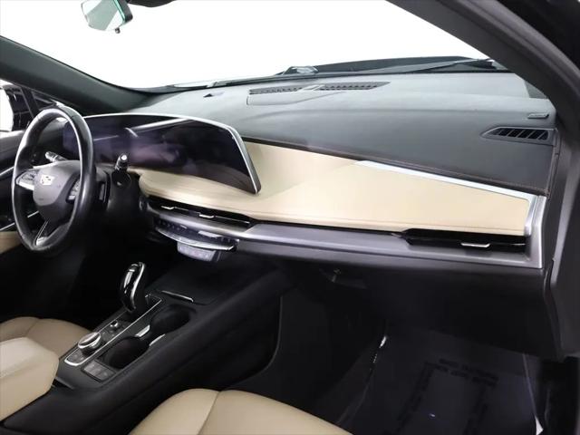 2024 Cadillac XT4 Luxury