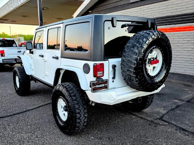 2012 Jeep Wrangler Unlimited Sahara
