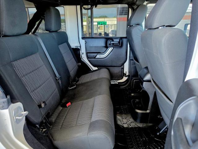 2012 Jeep Wrangler Unlimited Sahara