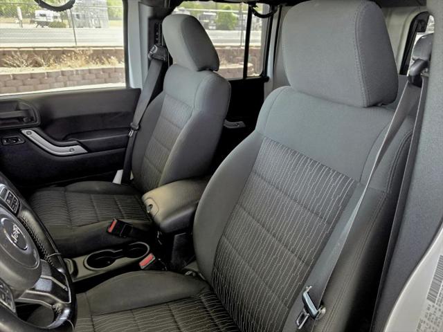 2012 Jeep Wrangler Unlimited Sahara
