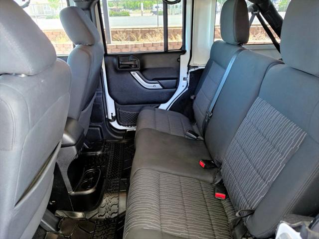 2012 Jeep Wrangler Unlimited Sahara