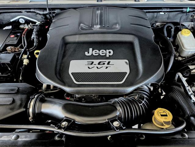 2012 Jeep Wrangler Unlimited Sahara