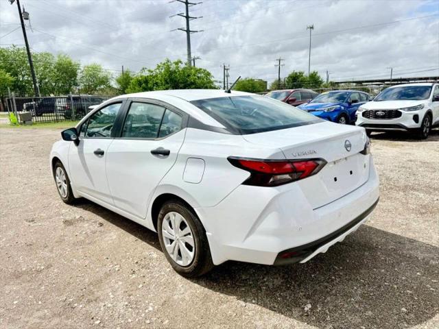 2025 Nissan Versa 1.6 S