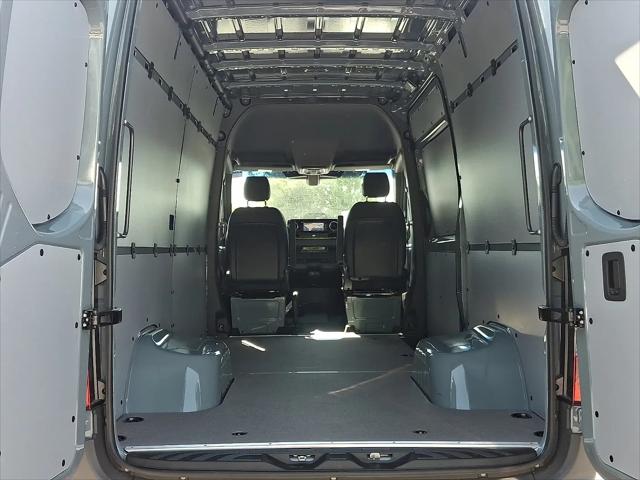 2026 Mercedes-Benz Sprinter 3500XD Standard Roof 4-Cyl Diesel HO