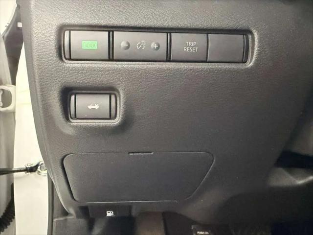 2024 Nissan Sentra SR Xtronic CVT