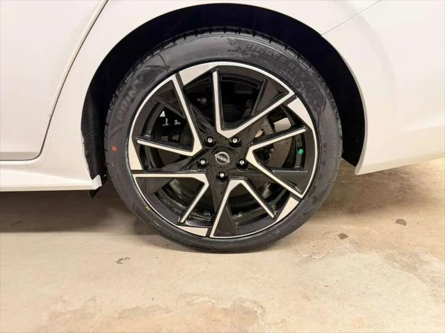 2024 Nissan Sentra SR Xtronic CVT