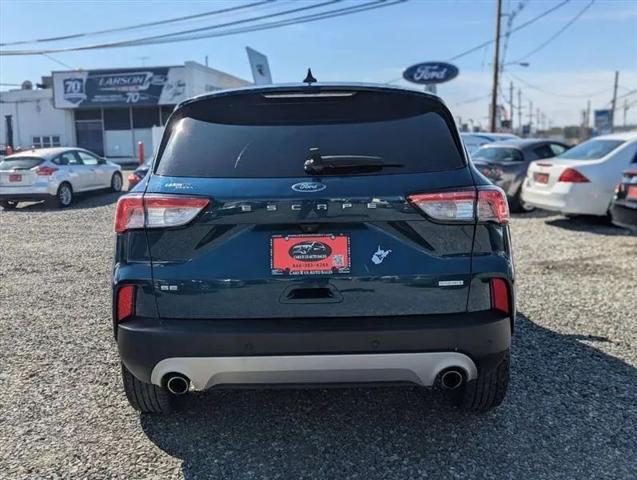 2020 Ford Escape SE