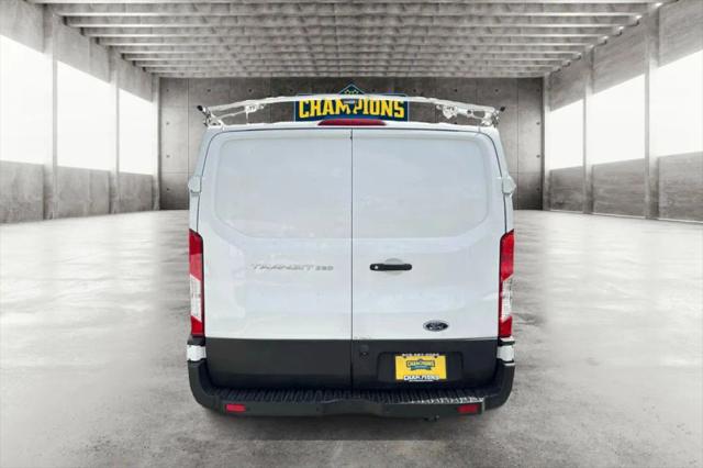 2019 Ford Transit w/Sliding Side Door w/RWB