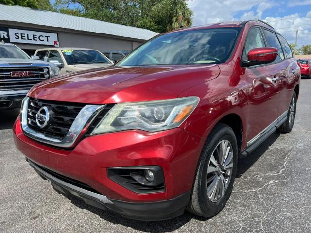 2017 Nissan Pathfinder SV