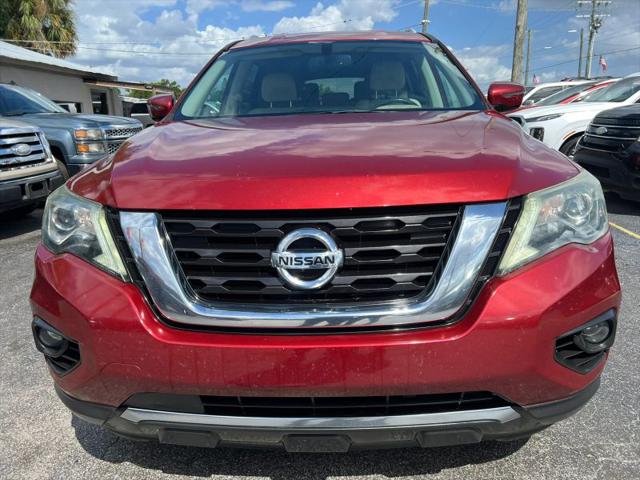 2017 Nissan Pathfinder SV