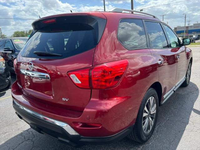 2017 Nissan Pathfinder SV